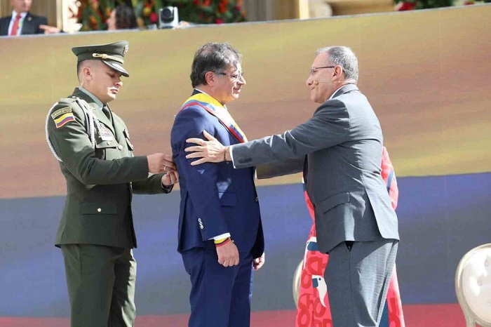 Tom Posesi N Gustavo Petro Como Presidente De Colombia El D A Oficial