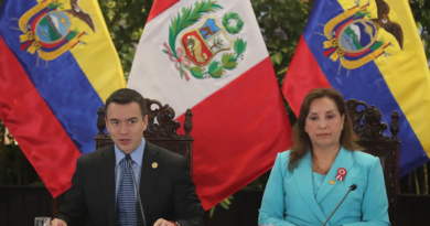 Ecuador y Perú firman acuerdos para luchar contra la inseguridad