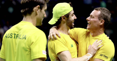 Australia vence a EU de Copa Davis y avanza a semifinales