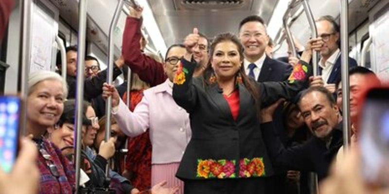 Clara Brugada miente, el metro se cae a pedazos