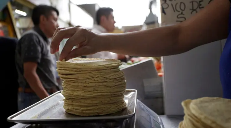 Acuerdan no aumentar precio de la tortilla