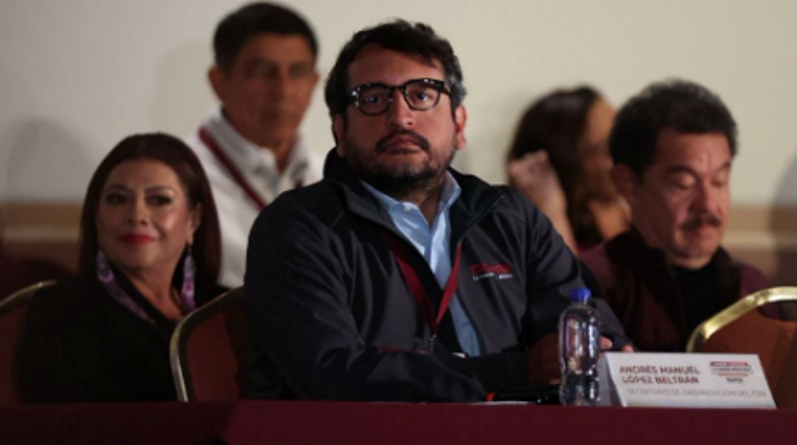 Andrés Manuel López Beltrán va por una diputación