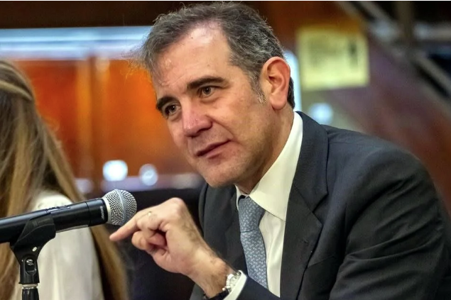 Refuta a Sheinbaum; Hay pruebas y denuncias contra Rocha Moya