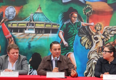 ¡GAM va por el Guinness! Janecarlo pinta el mural futbolero más grande del mundo