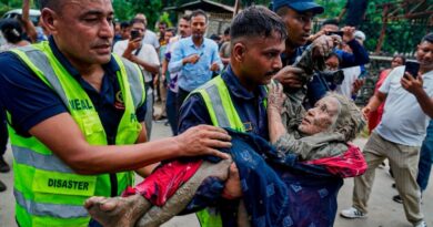 Al menos 160 muertos por tormentas y deslaves en frontera China- Nepal