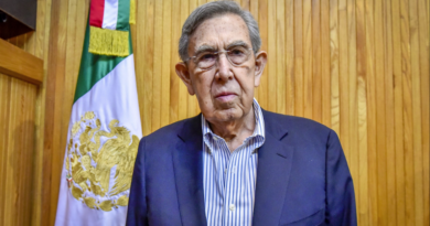 Políticos dan el último adiós a Cuauhtémoc Cárdenas Solórzano