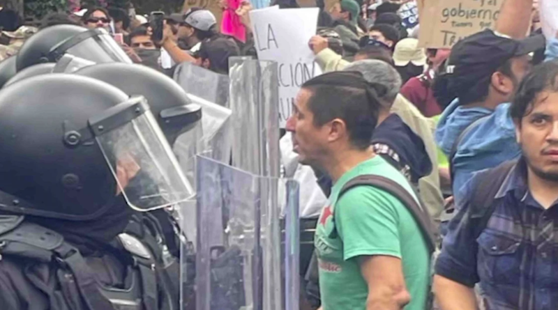 Vandalismo y represión, en la segunda protesta por el agua en Jalisco
