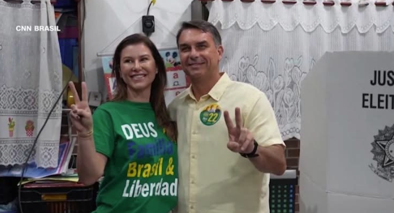 Bolsonaro aventaja a Lula, en Brasil